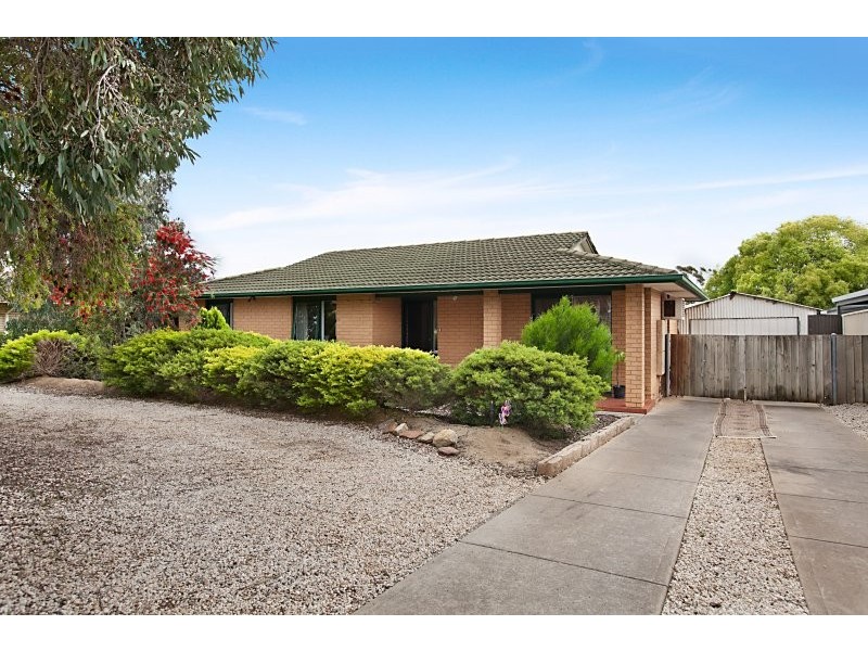 11 Kyeema Avenue, Morphett Vale SA 5162