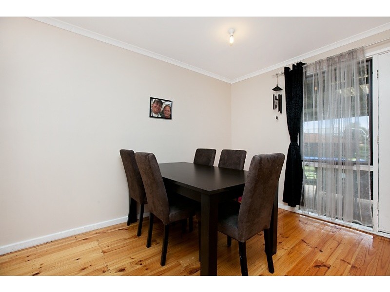 11 Kyeema Avenue, Morphett Vale SA 5162