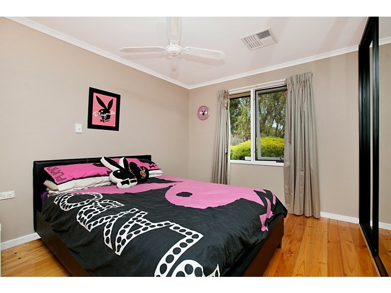 11 Kyeema Avenue, Morphett Vale SA 5162