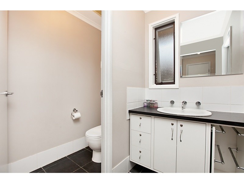 11 Kyeema Avenue, Morphett Vale SA 5162