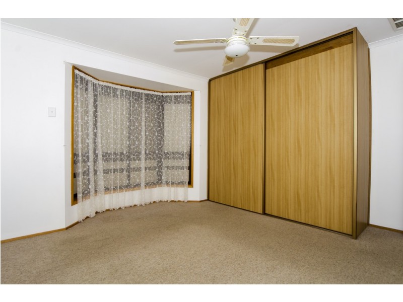 1 Regents Close, Hackham SA 5163