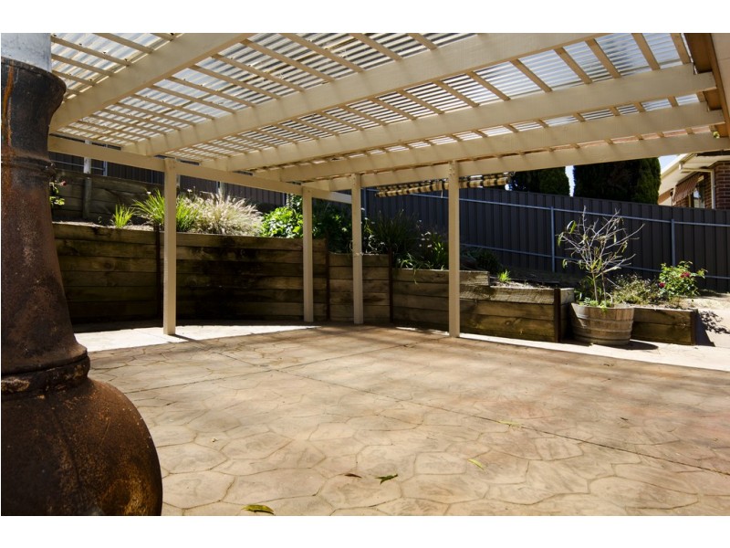 1 Regents Close, Hackham SA 5163