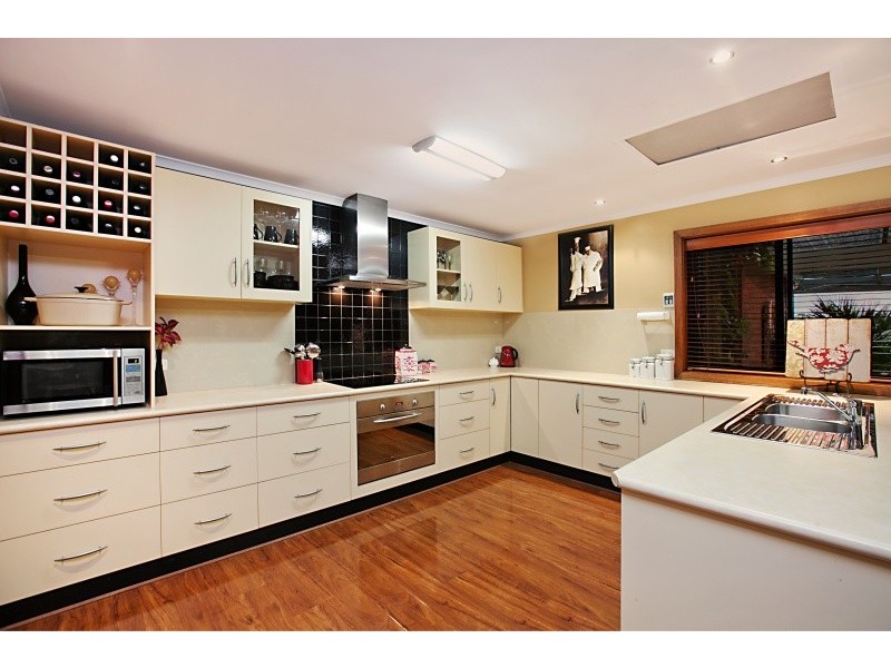 34 Vincent Boulevard, Flagstaff Hill SA 5159