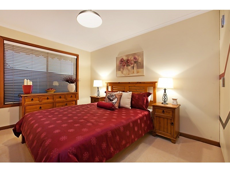 34 Vincent Boulevard, Flagstaff Hill SA 5159