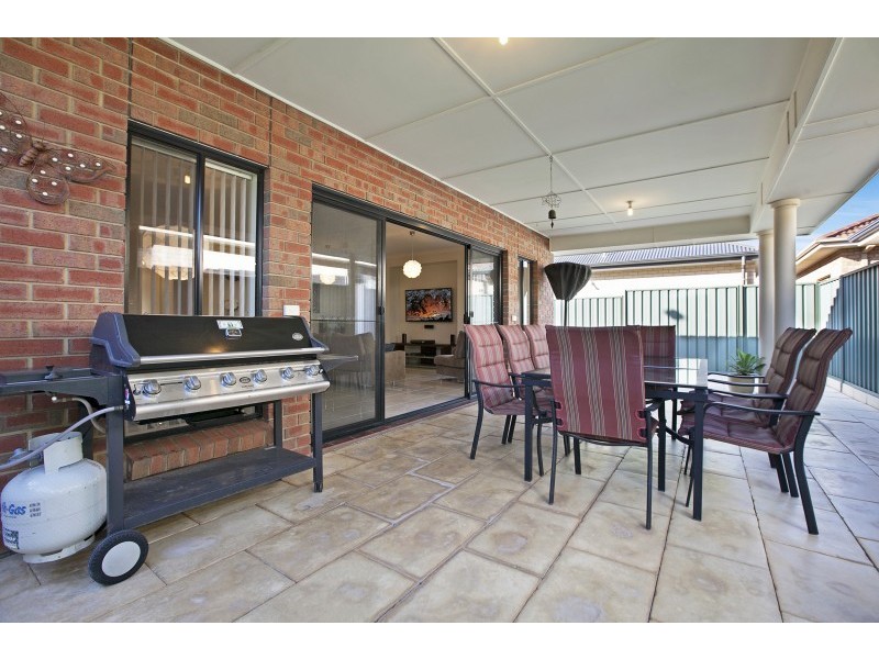 10 Mossman Street, Mawson Lakes SA 5095