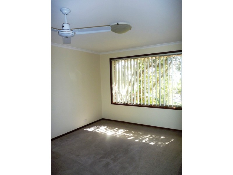 42 Outlook Drive, Aberfoyle Park SA 5159