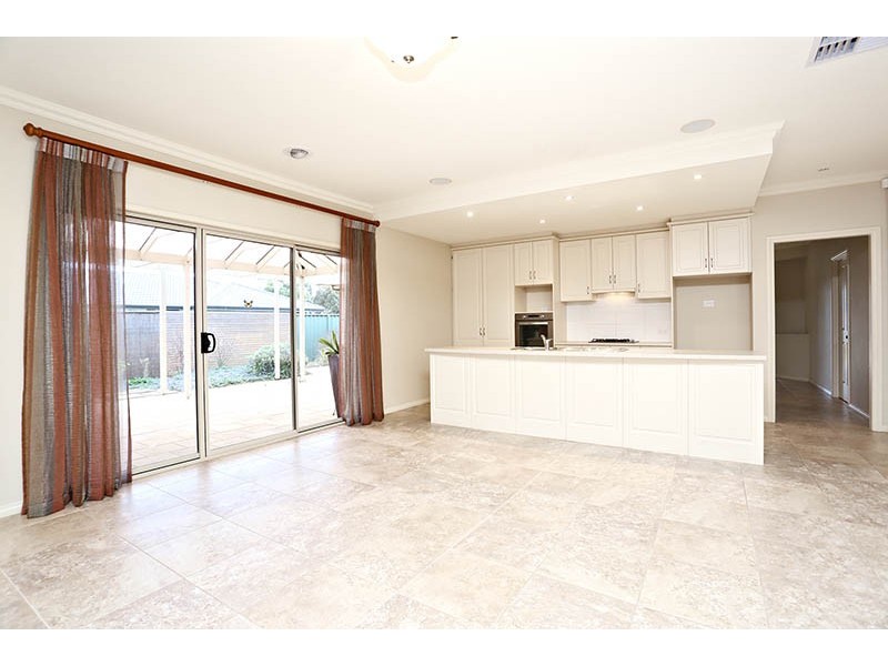 6 Emerald Boulevard, Aldinga Beach SA 5173