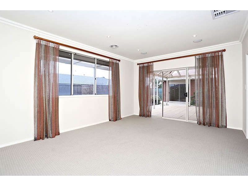 6 Emerald Boulevard, Aldinga Beach SA 5173