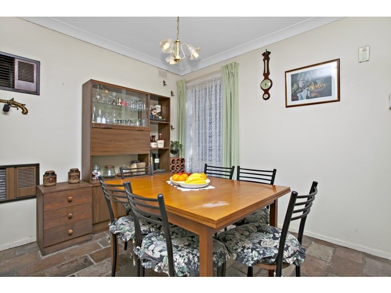 5 Norman Crescent, Hackham SA 5163