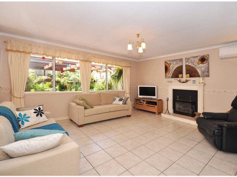 16 Chapman Avenue, Mclaren Vale SA 5171
