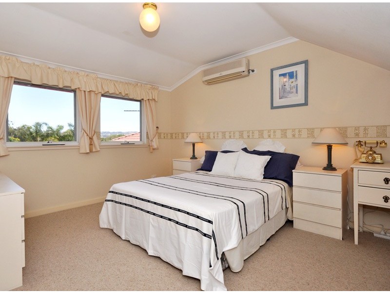 16 Chapman Avenue, Mclaren Vale SA 5171