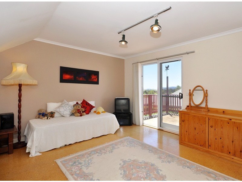 16 Chapman Avenue, Mclaren Vale SA 5171