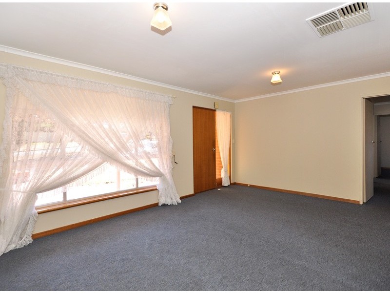 255 The Cove Road, Hallett Cove SA 5158