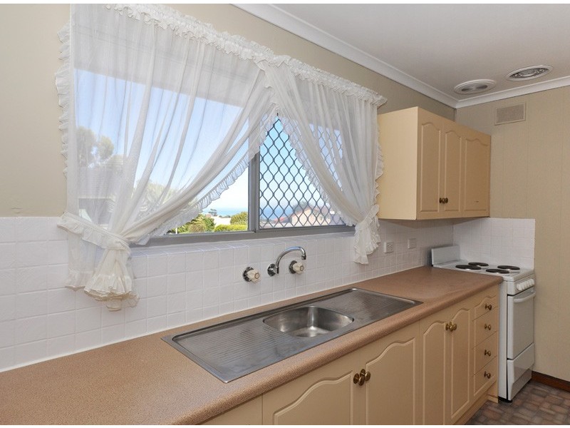 255 The Cove Road, Hallett Cove SA 5158