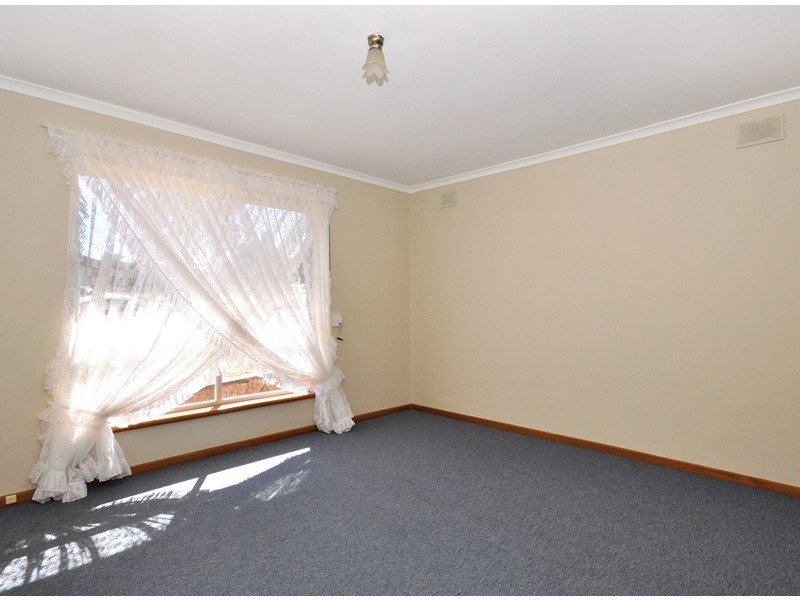 255 The Cove Road, Hallett Cove SA 5158