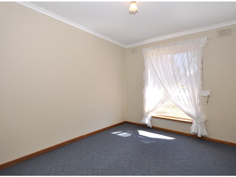 255 The Cove Road, Hallett Cove SA 5158