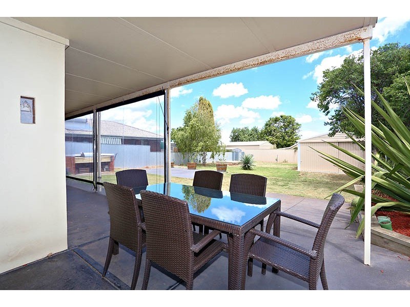 4 First Avenue, Moana SA 5169