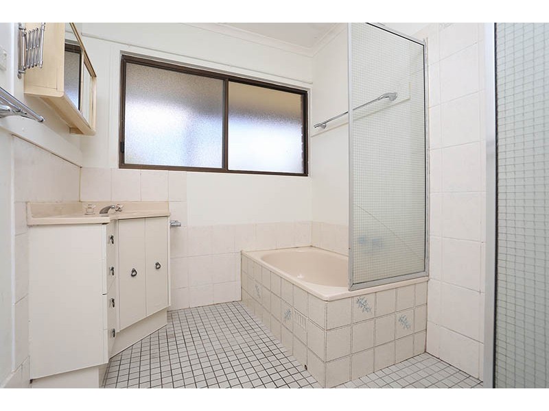 4 First Avenue, Moana SA 5169