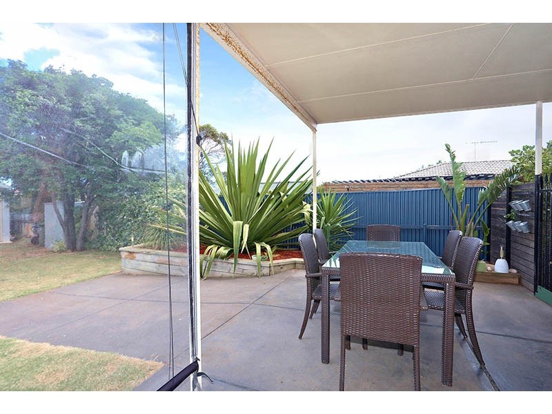 4 First Avenue, Moana SA 5169