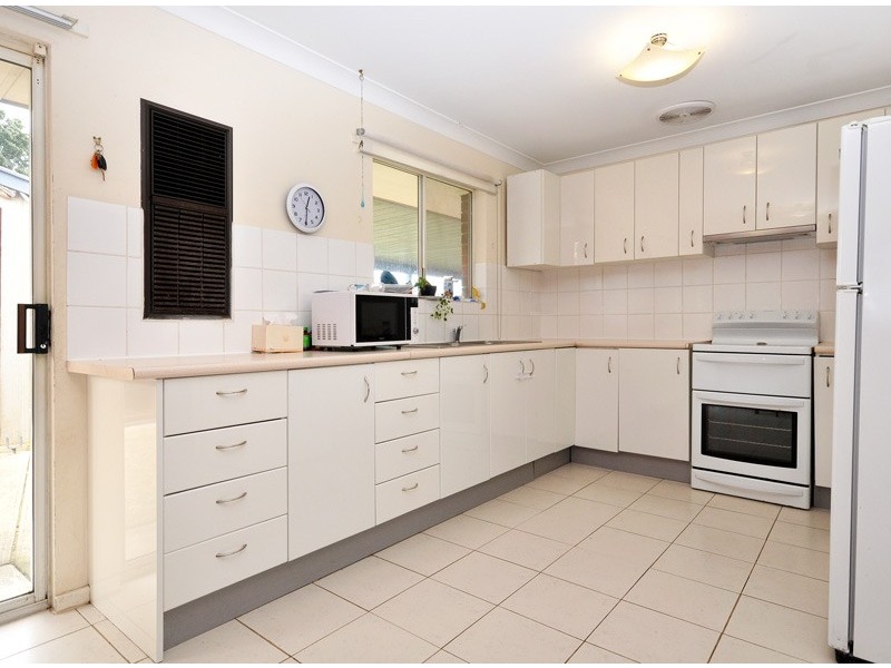 8 Cunningham Street, Morphett Vale SA 5162