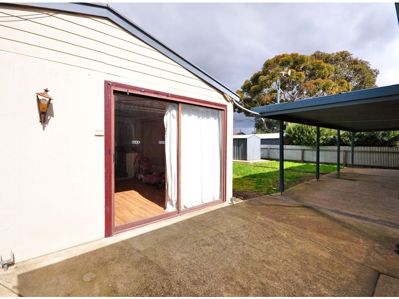 8 Cunningham Street, Morphett Vale SA 5162