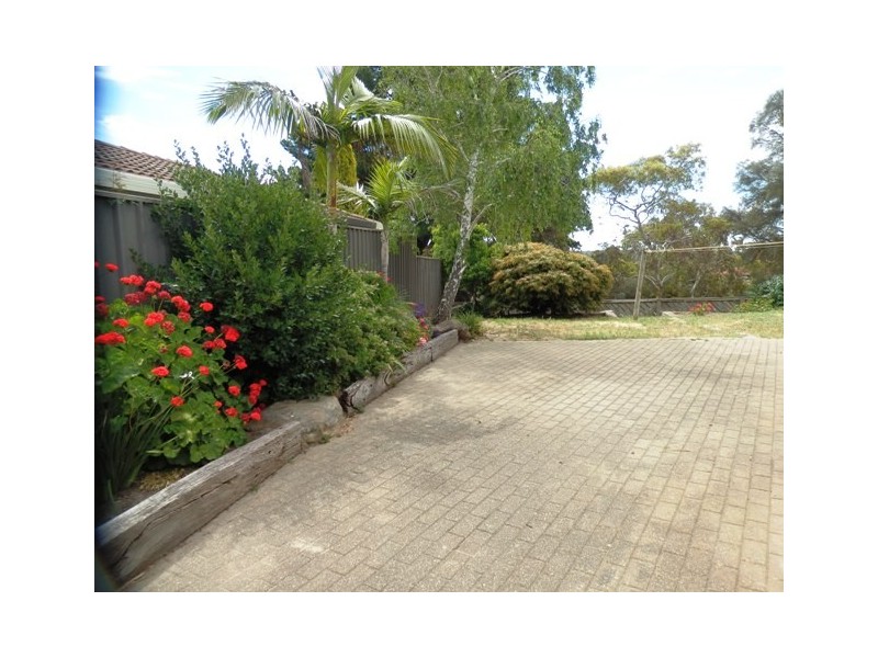 17 Panorama Drive, Aberfoyle Park SA 5159