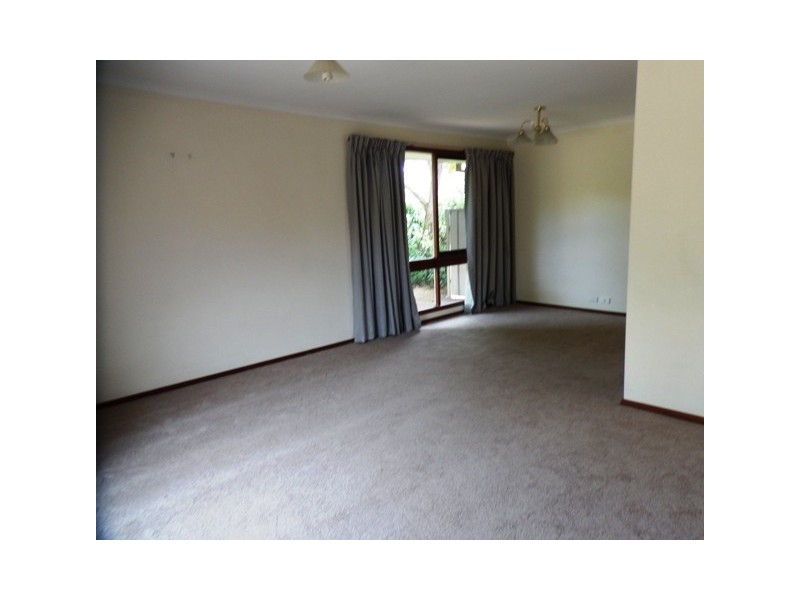 17 Panorama Drive, Aberfoyle Park SA 5159