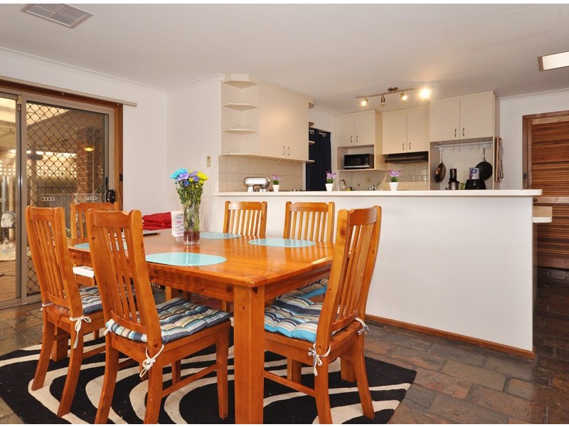 32 St Andrews Way, Morphett Vale SA 5162