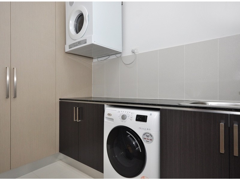 69 Macmillan Avenue, Mawson Lakes SA 5095