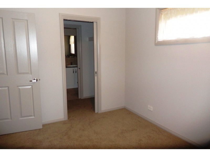 4 Addison Road, Hove SA 5048