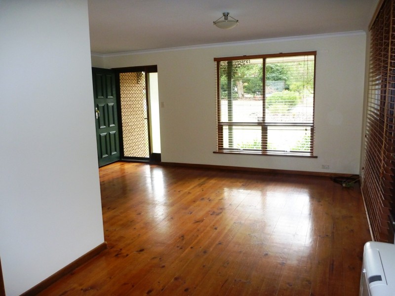 10 Mary Street, Happy Valley SA 5159