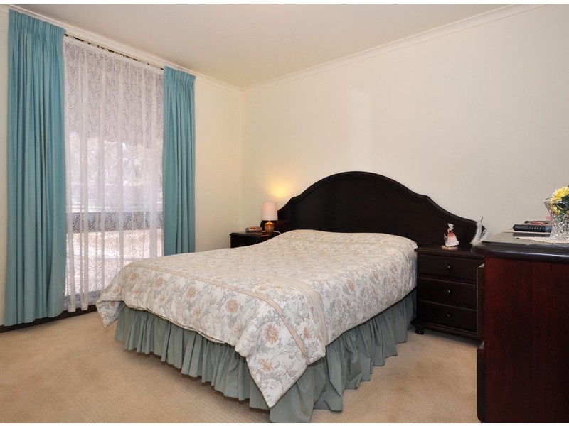 79 Sunnymeade Drive, Aberfoyle Park SA 5159