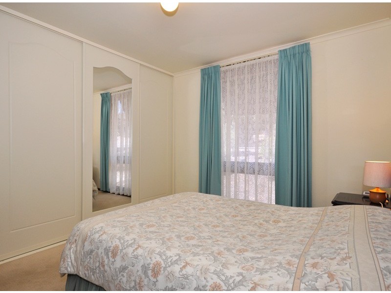 79 Sunnymeade Drive, Aberfoyle Park SA 5159
