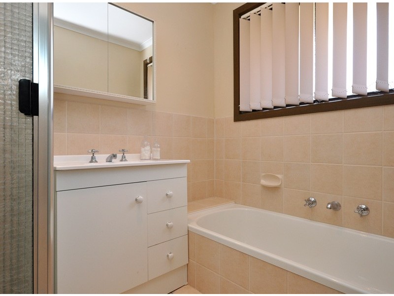 79 Sunnymeade Drive, Aberfoyle Park SA 5159