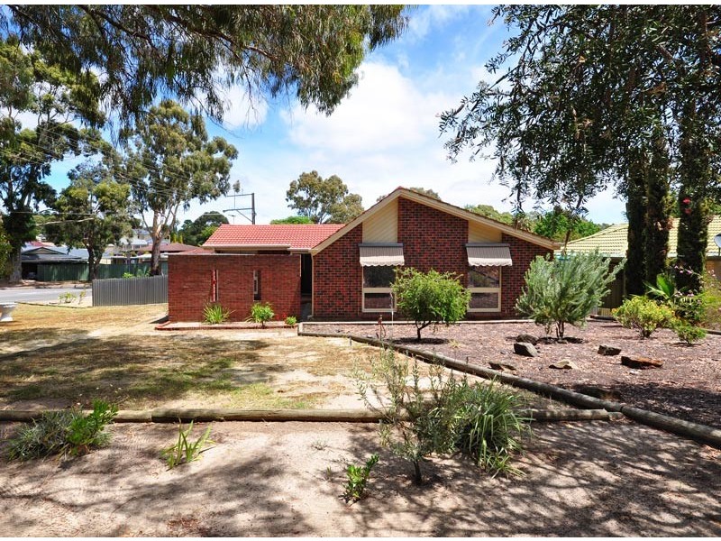 79 Sunnymeade Drive, Aberfoyle Park SA 5159