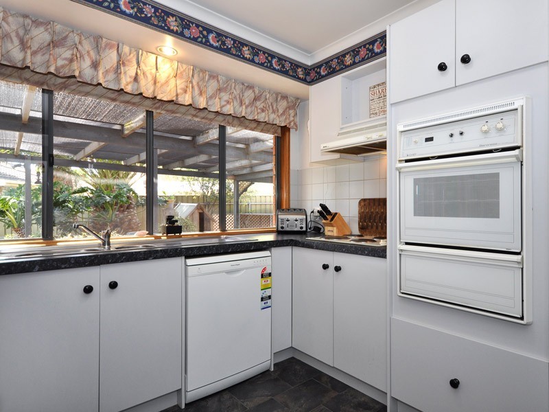6 Ilex Court, Morphett Vale SA 5162