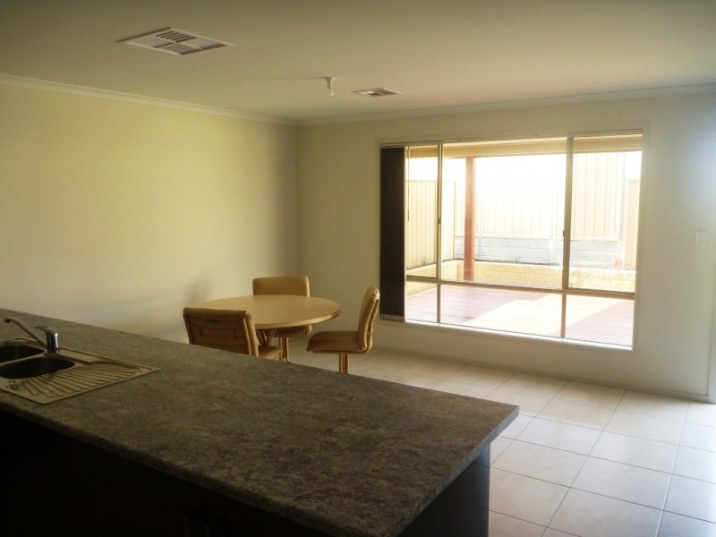 13 Jackstaff Road, Seaford Meadows SA 5169