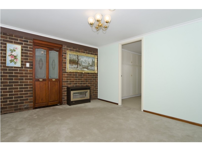 21 Trelawney Crescent, Huntfield Heights SA 5163