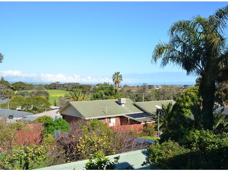 21 Trelawney Crescent, Huntfield Heights SA 5163