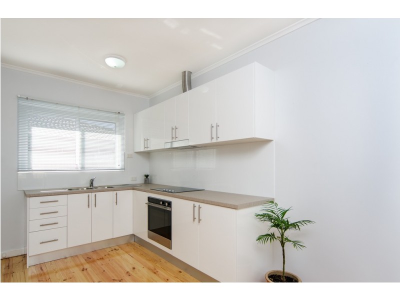 2/38 Esplanade, Christies Beach SA 5165