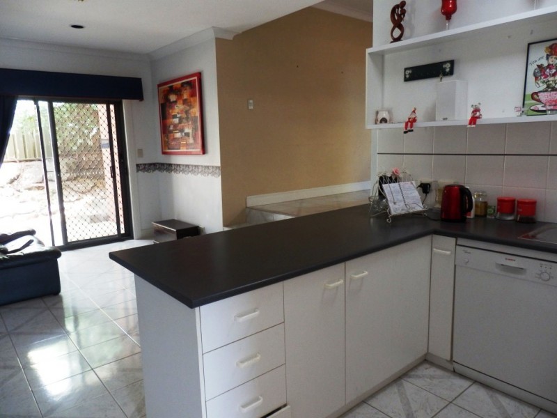 4 Goss Road, Aberfoyle Park SA 5159