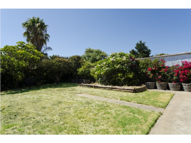 19 Seavista Grove, Christies Beach SA 5165