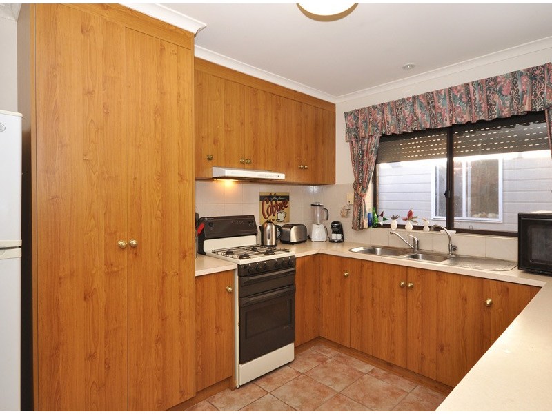 42 Booth Street, Happy Valley SA 5159