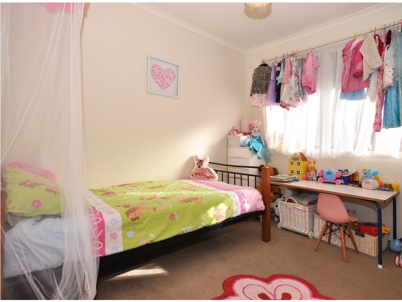 42 Booth Street, Happy Valley SA 5159
