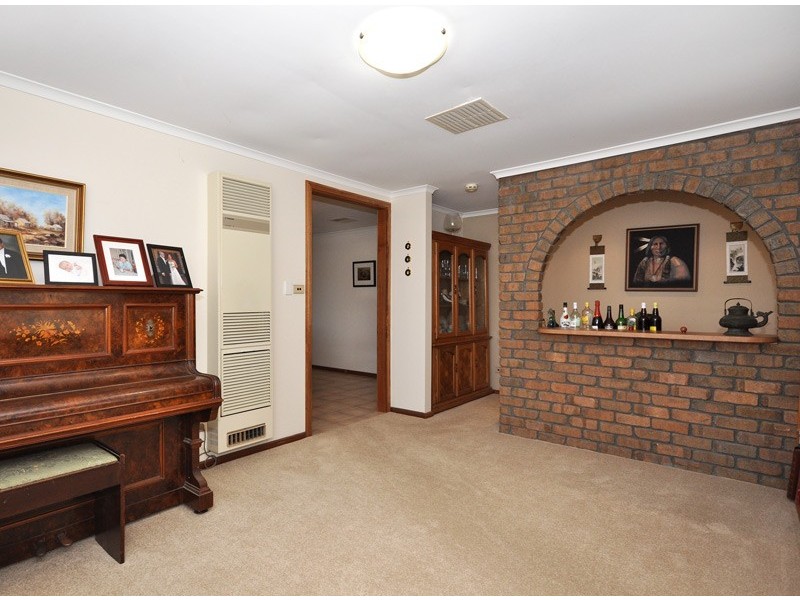 4 Minerva Grove, Happy Valley SA 5159