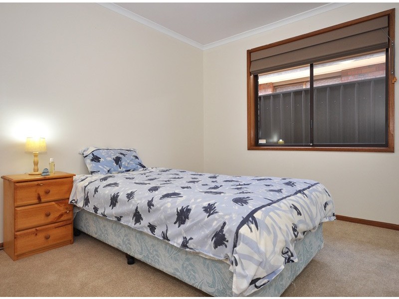 4 Minerva Grove, Happy Valley SA 5159