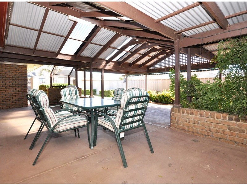 4 Minerva Grove, Happy Valley SA 5159