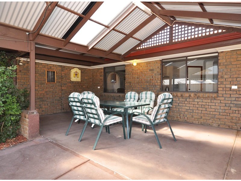 4 Minerva Grove, Happy Valley SA 5159