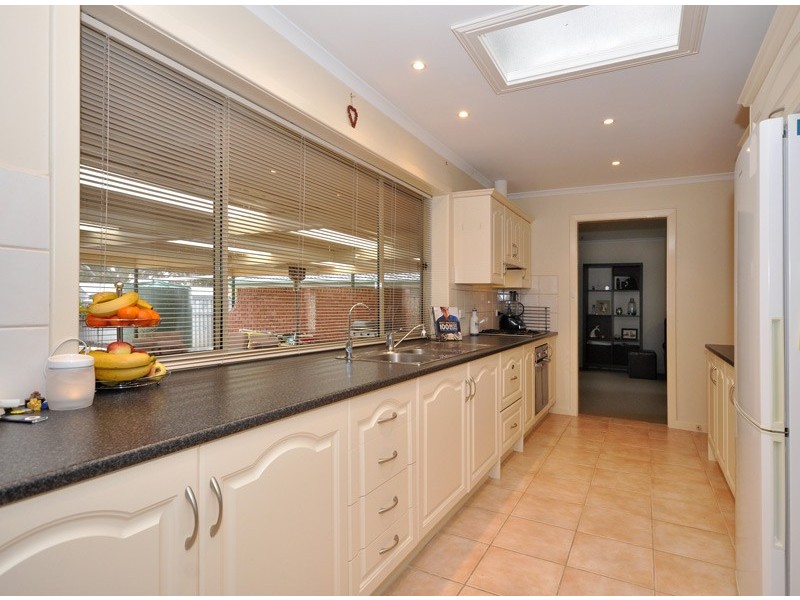 9 Mazda Court, Aberfoyle Park SA 5159