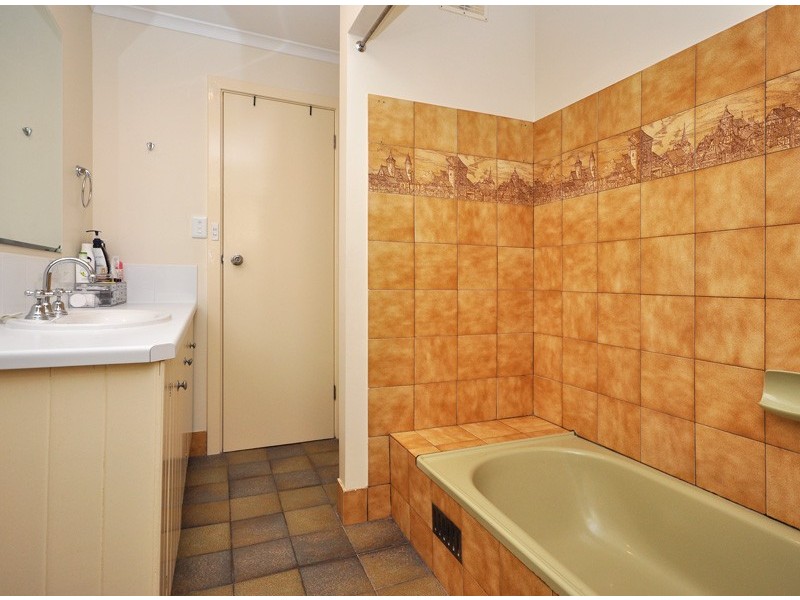 9 Mazda Court, Aberfoyle Park SA 5159